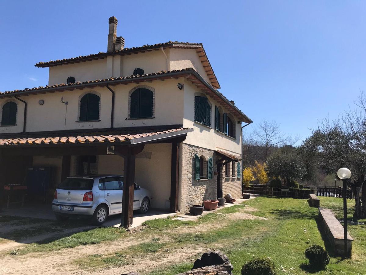 مبيت وإفطار Costacciaro Pian D'Isola المظهر الخارجي الصورة